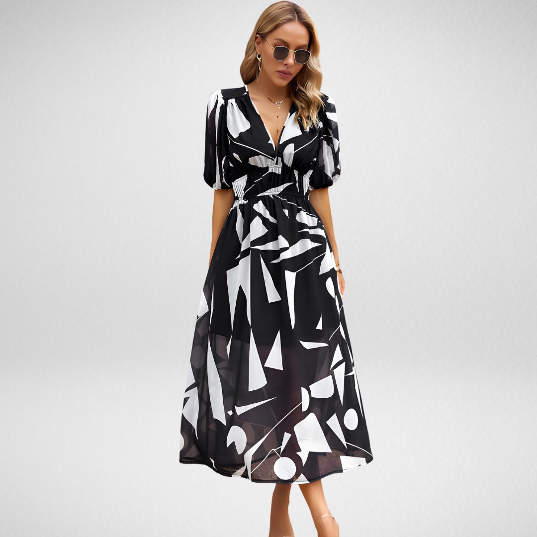 Robe longue géométrique | Coupe enveloppante | Élégante et audacieuse